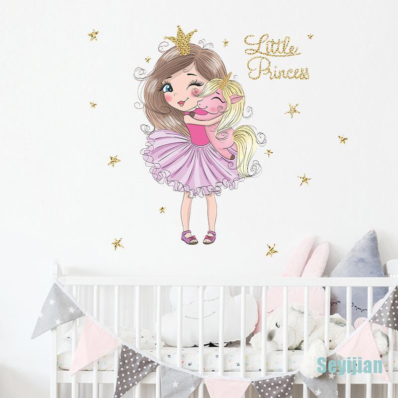 Sticker Dán Tường Phòng Khách / Ngủ Hình Kỳ Lân Công Chúa Và Bé Gái Dễ Thương