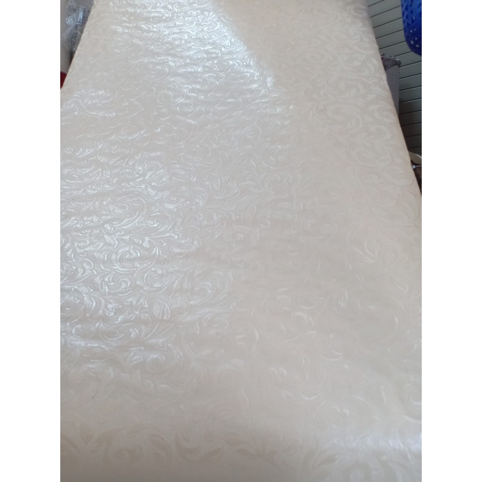 1 mét decal giấy dán tường khổ 60cm xoắn hoa kem keo sẵn