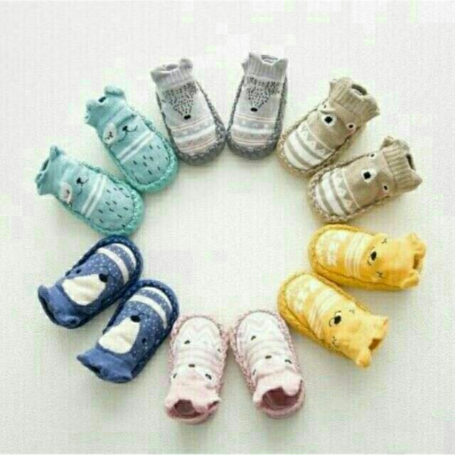 Giầy tập đi chống trượt ( vớ chống trượt)