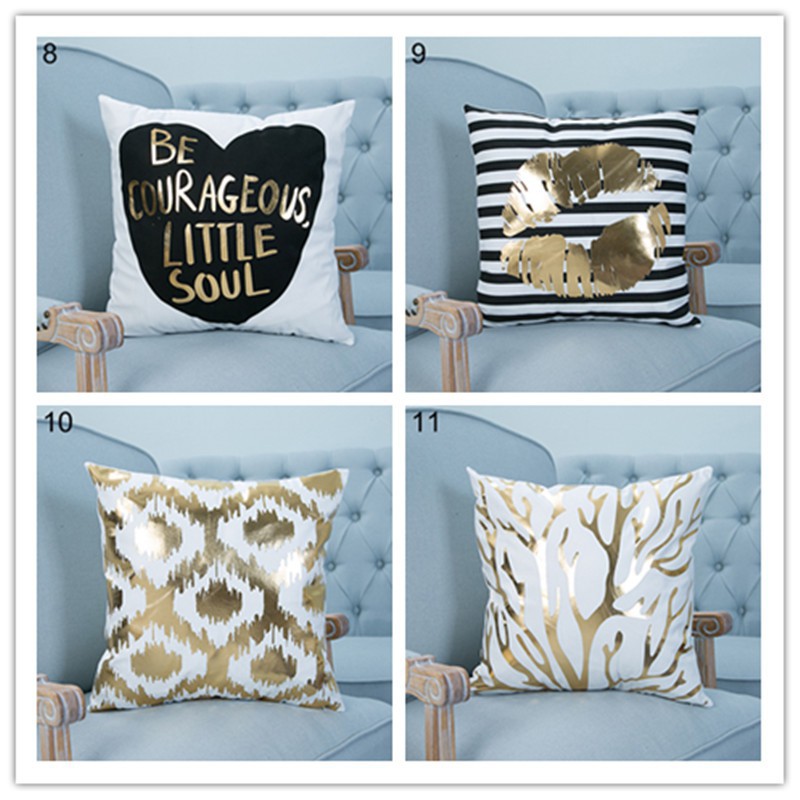 Gối tựa trang trí hình trái thơm màu vàng đồng 18 inch