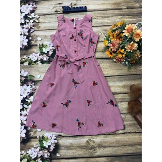 Đầm caro kết hợp thêu hoa s, m, l, xl giá 150k