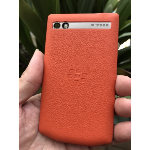 - Hn03 - Nắp lưng BlackBerry Porsche Design 9983