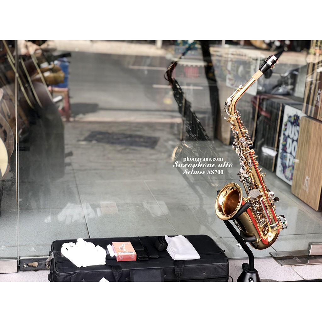 Kèn saxophone alto Selmer mã SA700 2 màu vàng trắng