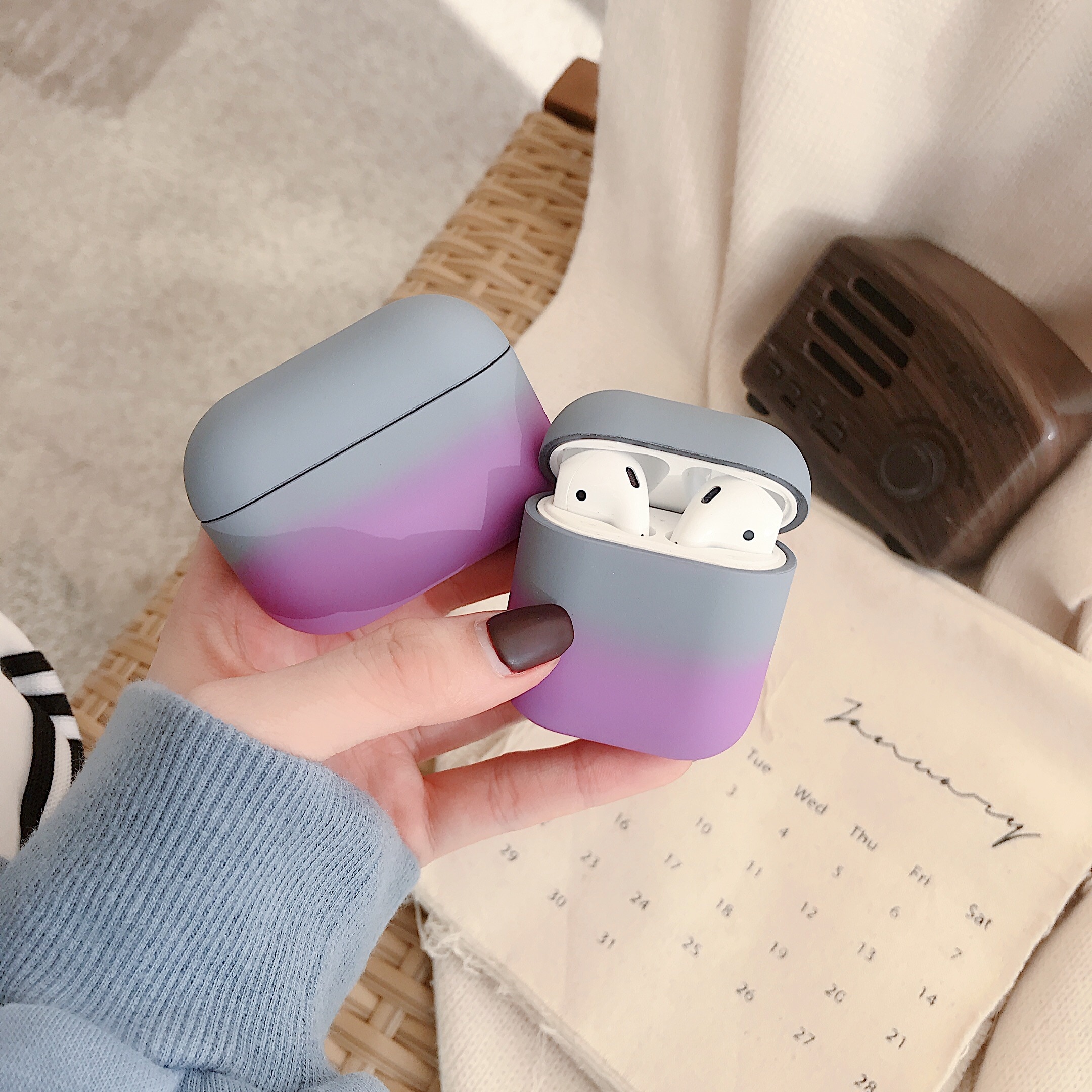 Vỏ Bảo Vệ Hộp Sạc Tai Nghe AirPods Pro 3 2 1 3 Bằng PC Cứng Màu Kẹo Gradient Thời Trang