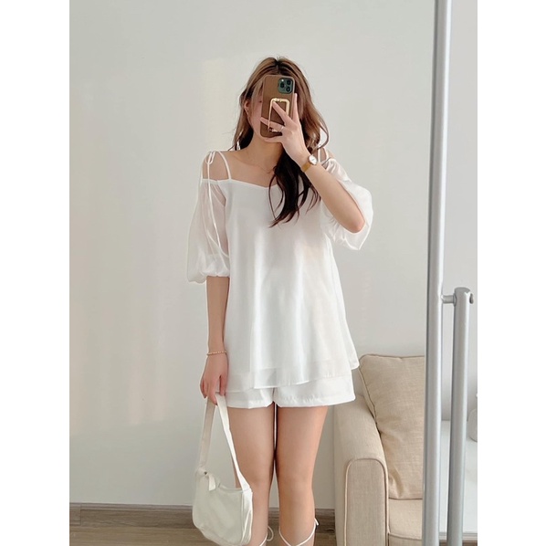 Áo trễ vai buộc dây vai tay bồng voan tơ mặc 2 kiểu