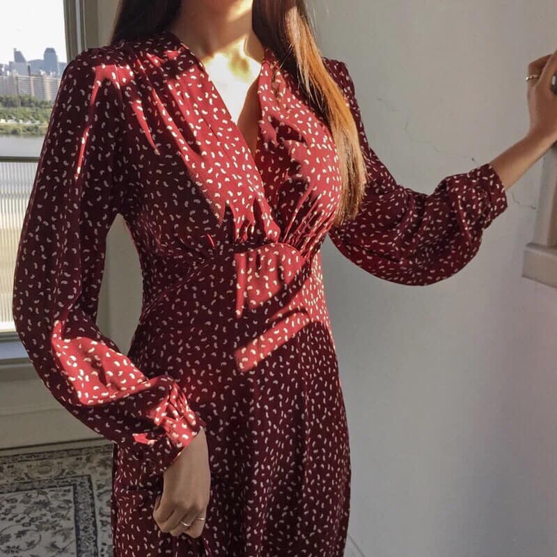 Đầm midi đỏ họa tiết nhí. Hình thật shop chụp ở cuối | BigBuy360 - bigbuy360.vn