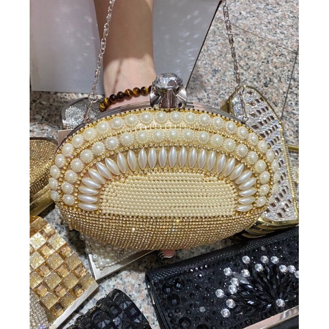 Bóp Đầm Cầm Tay Có Quai Đeo Vai Kết Hạt Thủ Công { Nhận ship hoả tốc khu vực tphcm giao hàng trong ngày}