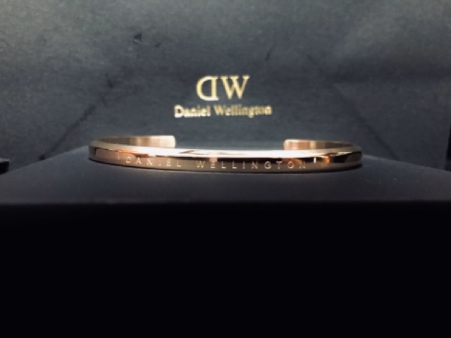 Vòng tay cuff nam nữ