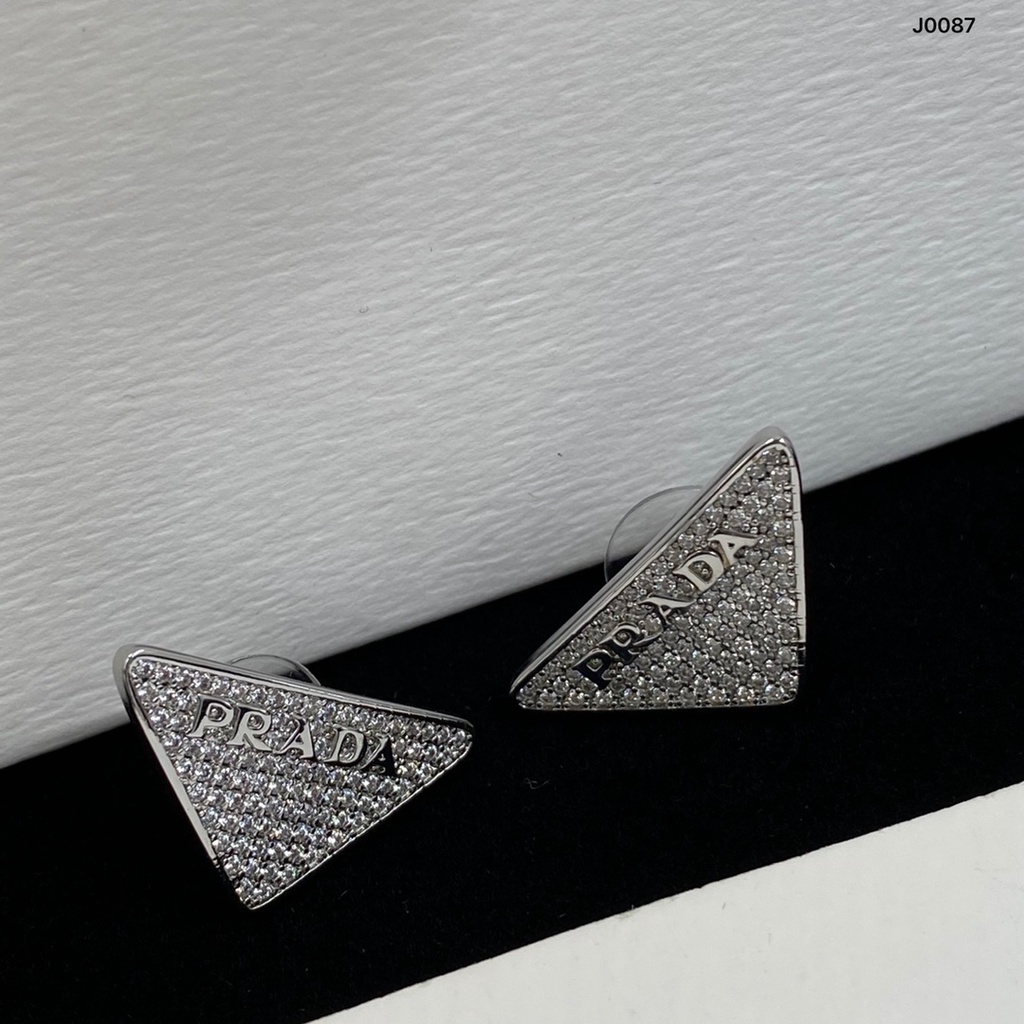 Bông tai Prada đính đá zircon thời trang 2021