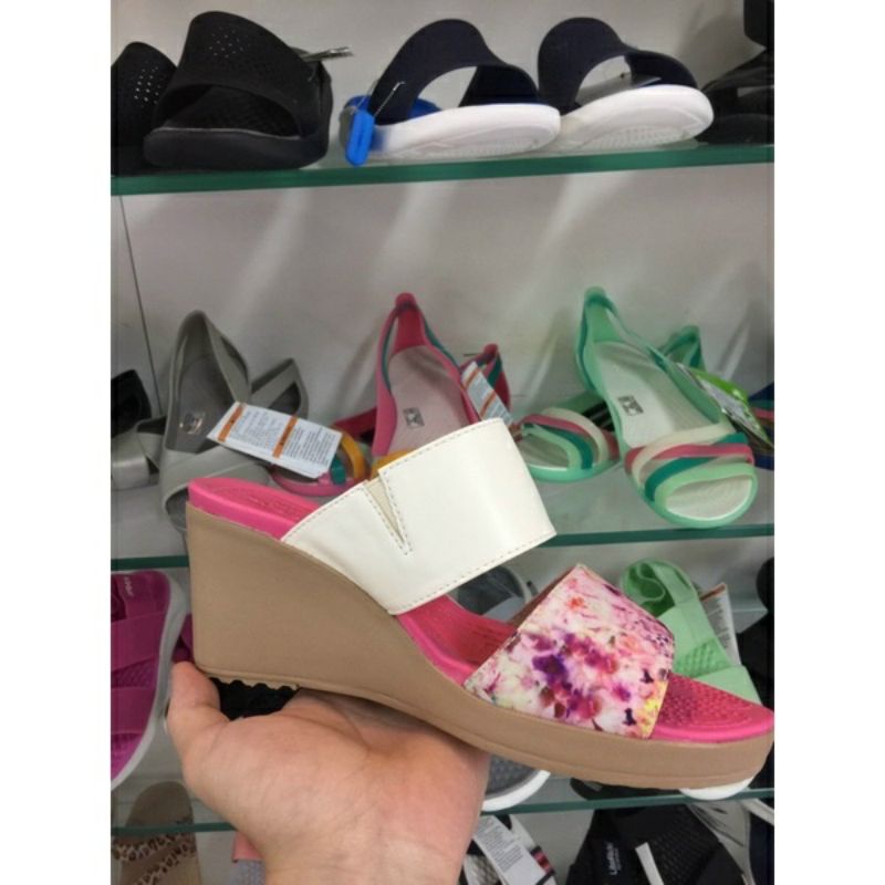 DÉP NỮ CROC.S QUAI VẢI CAO 7CM