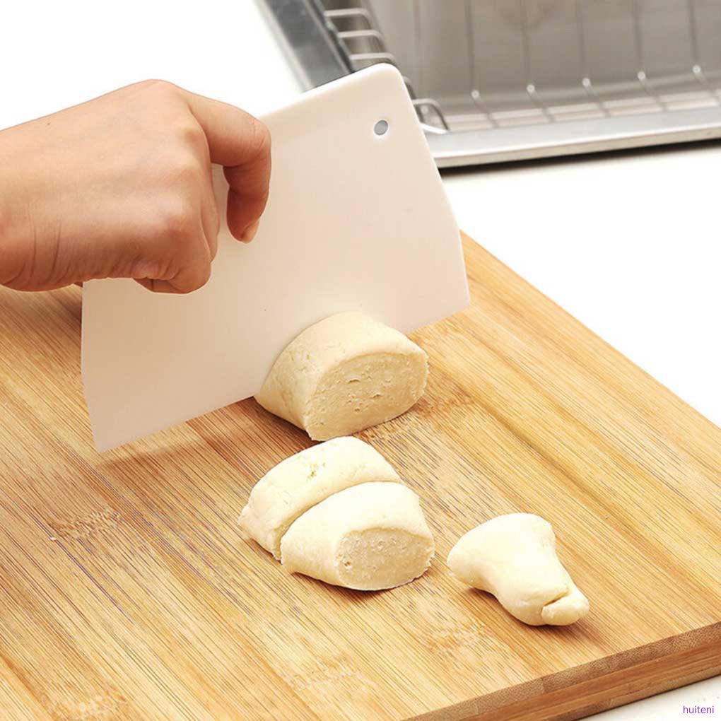 Dụng Cụ Phết Kem Làm Bánh Bằng Nhựa Chống Dính Tiện Dụng