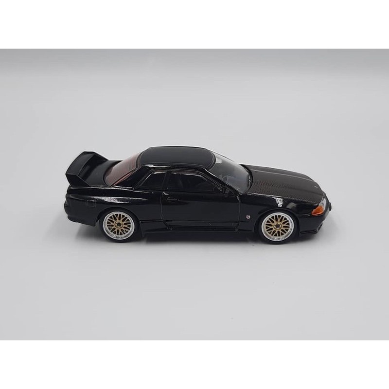 Xe Mô Hình Nissan SkyLine GT-R (R32) 1:64 Minigt ( Đen )