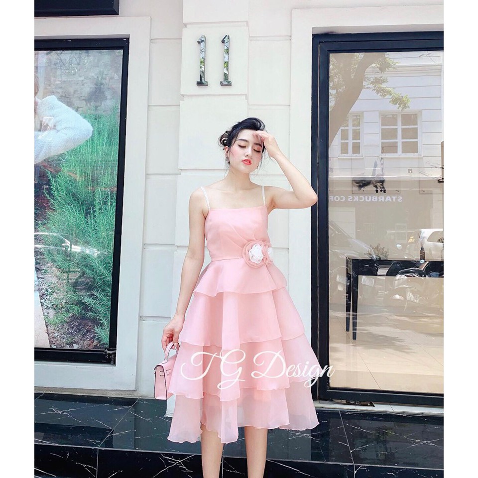Váy dây tầng hoa eo