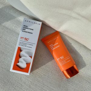 Kem Chống Nắng Dưỡng Ẩm Aprilskin Real Carrotene Air Sunscreen SPF 50+ PA++++