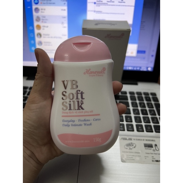 ( màu hồng ) Dung dịch vệ sinh hana hồng VB soft silk