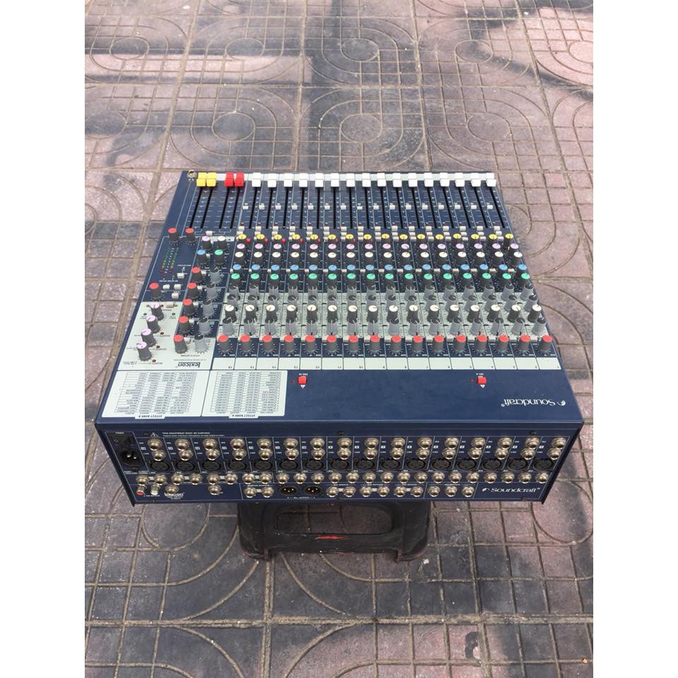 BÀN MIXER SOUNDCRAFT FX16II CHUYÊN NGHIỆP