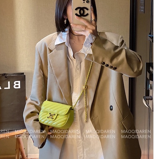 Túi mini chần chéo da mềm dây chuông size 17 - Unip 8168