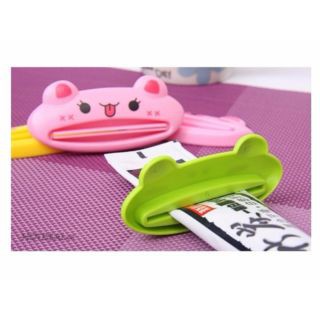 Dụng cụ vuốt sạch kem đánh răng