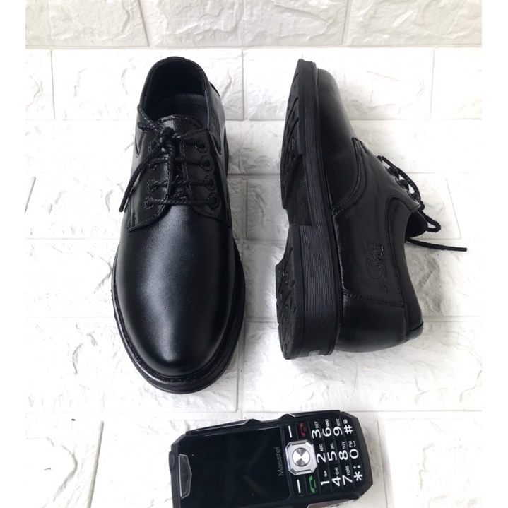 Giày Dr nam da bò thật..đế cao su mềm..mã D01..màu đen..kiểu dáng sang trọng..bảo hành dài hạn