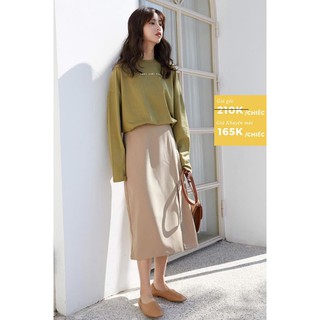 Chân váy midi xẻ tà
