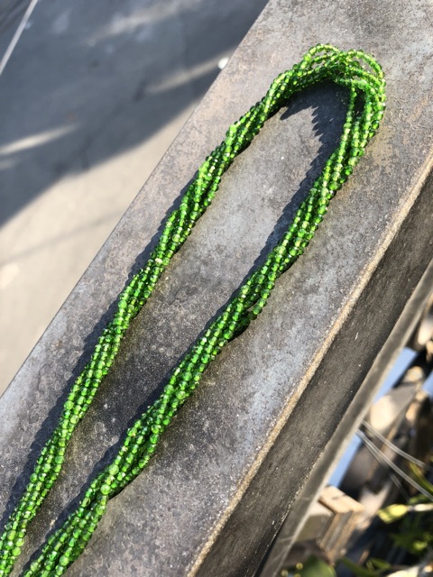 Vòng tay Diopsite giác siêu nhí 2.5 li