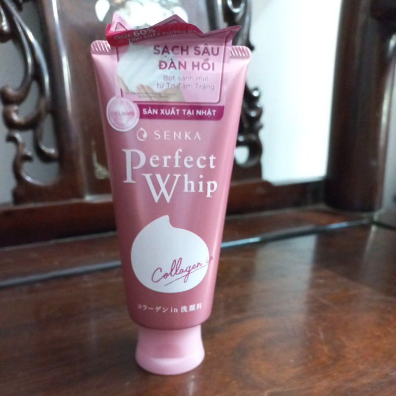 Sữa Rửa Mặt Tạo Bọt Collagen Senka Perfect Whip Collagen In 120g