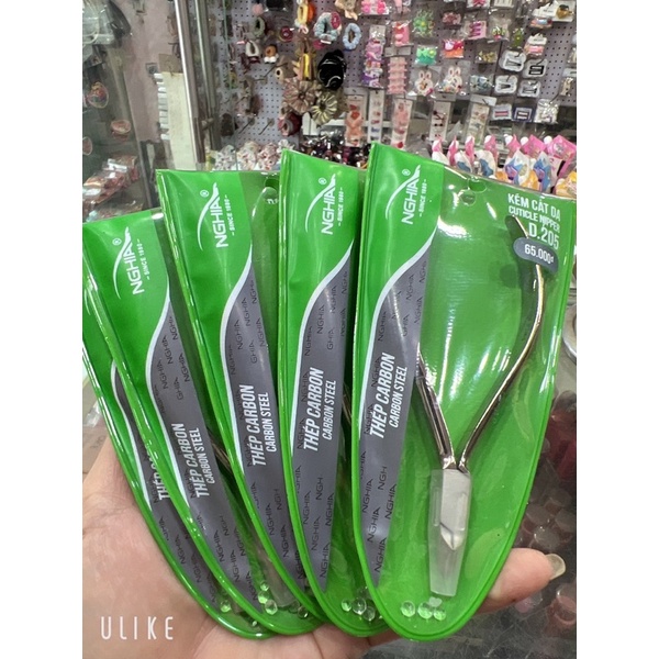 KỀM NGHĨA CẮT DA