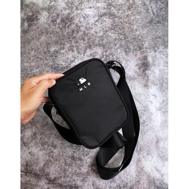 (HÀNG XUẤT XỊN) Túi đeo chéo đen B215 N/E/W/Y/O/R/K MINI BAG BLACK Made in Viet/nam full tem tag