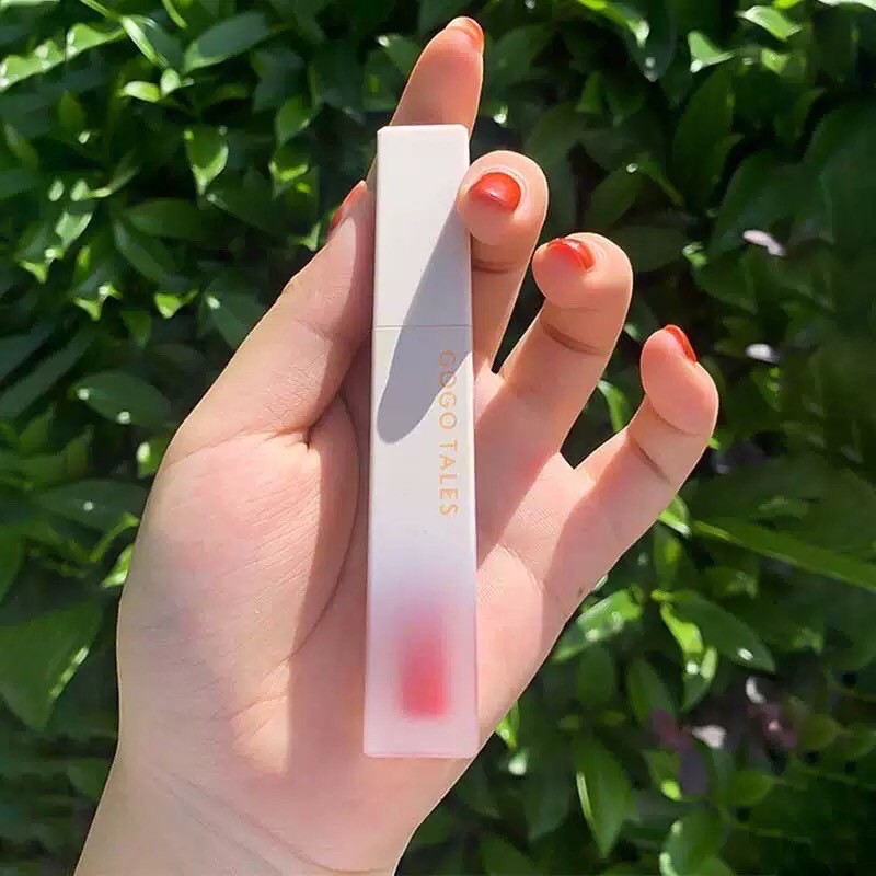 Son Gogo Tales kem đào lì mềm môi White Tube Glossy Lip Glaze