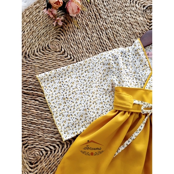 [THIẾT KẾ] KIMONO HOA VÀNG CÁCH TÂN CHO BÉ YÊU [HÀNG ĐẸP]