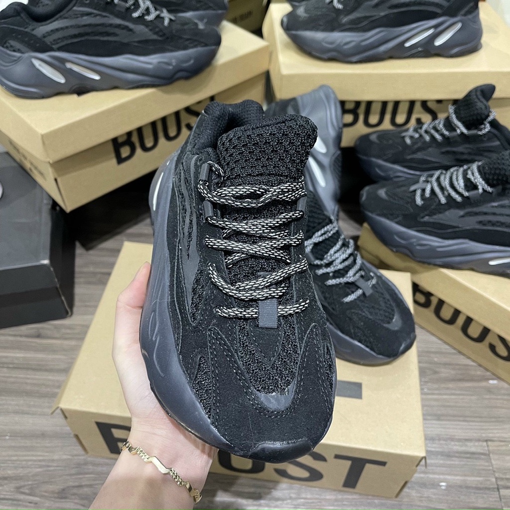 Giày yeezy 700 black đen cao cấp