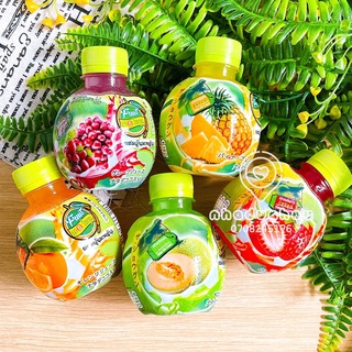 Một chai nước ép trái cây có thạch High VitC Thái Lan chai tròn dễ thương 220ml