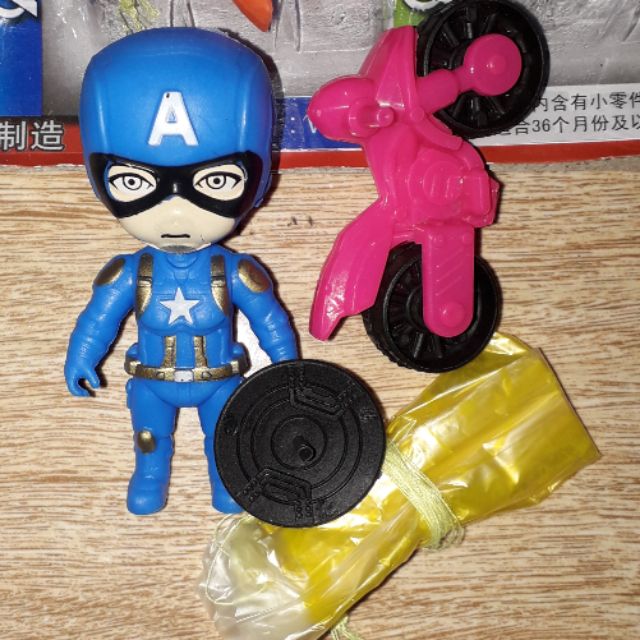 Bộ Siêu anh hùng nhảy dù và các phụ kiện đi kèm bằng nhựa rất đẹp