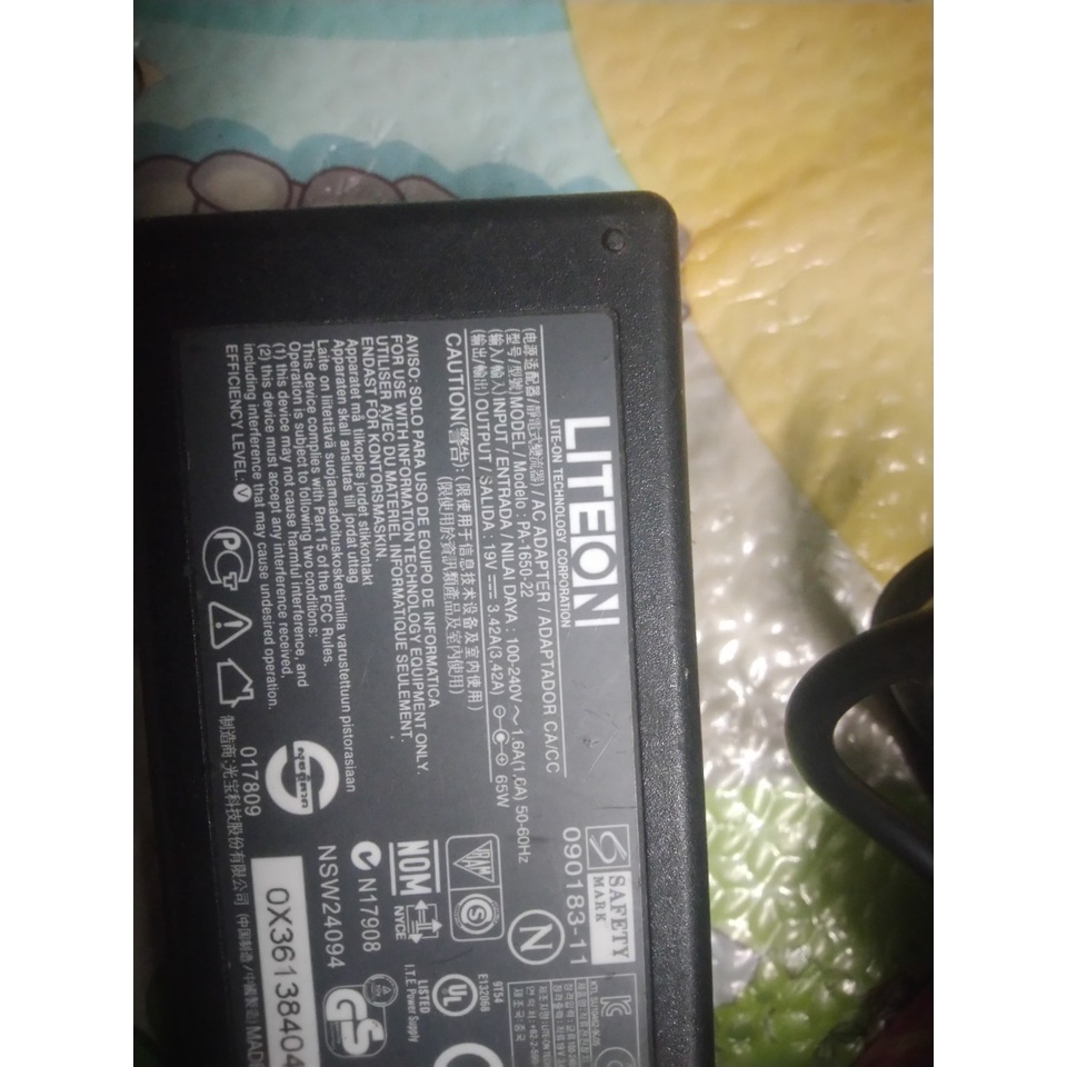 Sạc laptop Acer chân thường 3.42A (65W) chính hãng - theo máy