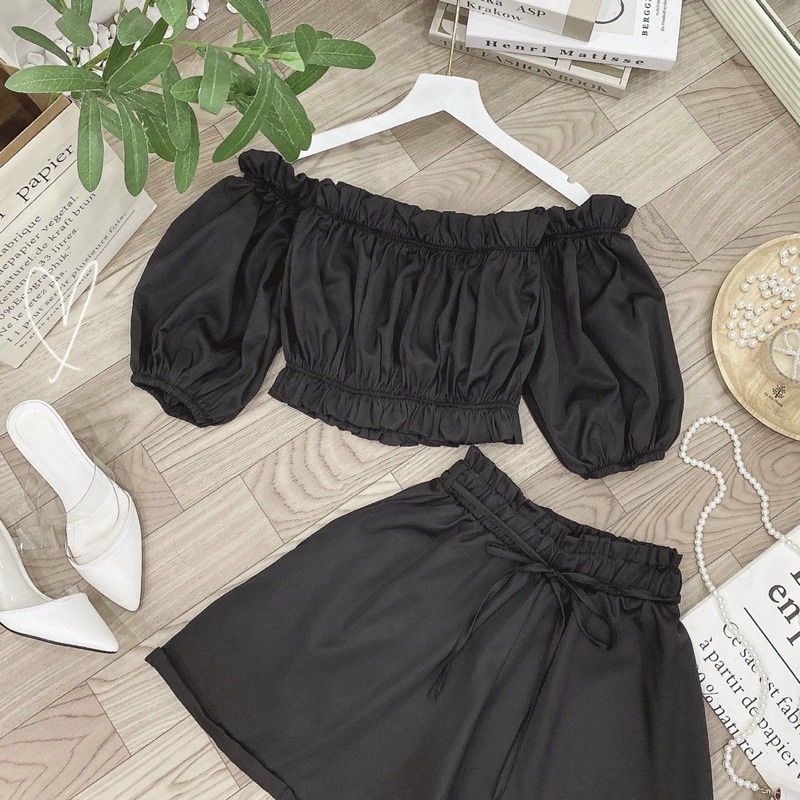 Set áo crop bẹt vai bo chun + short lưng cao nơ
