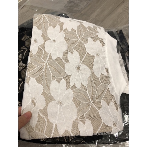 ÁO KHOÁC NHẸ VẢI REN MỀM