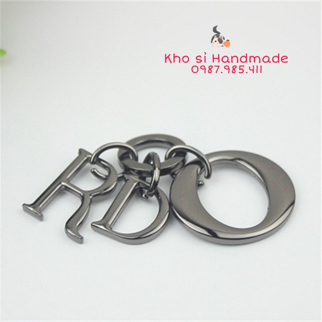 Phụ kiện gắn túi : Móc treo, chùm treo túi xách di-or