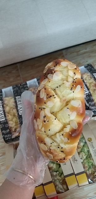 Bánh mì hoa cúc _ handmade