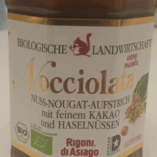 Bơ kem hạt phỉ Nutella