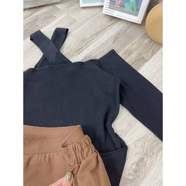 SET ÁO ĐỎ BẸT VAI TD x CHÂN VÁY ❤️ | BigBuy360 - bigbuy360.vn