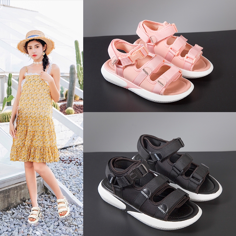 Dép sandal đi biển nữ đế mềm