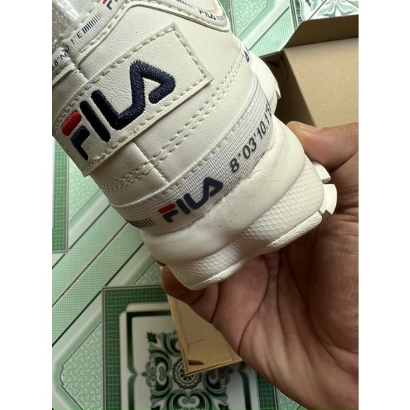 Giày Fila Disruptor 2 chính hãng size 36.5 ( lổi Sale rẻ )