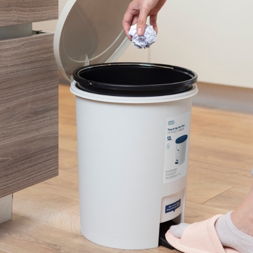Thùng rác đạp tròn 12L (có lõi) inochi, nhựa nguyên sinh, ngăn mùi hôi, kháng khuẩn - Giao màu ngẫu nhiên