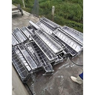 MÁNG TẬP ĂN CHO HEO CON