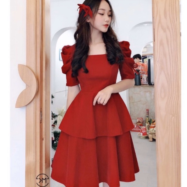 Đầm tầng tay bồng