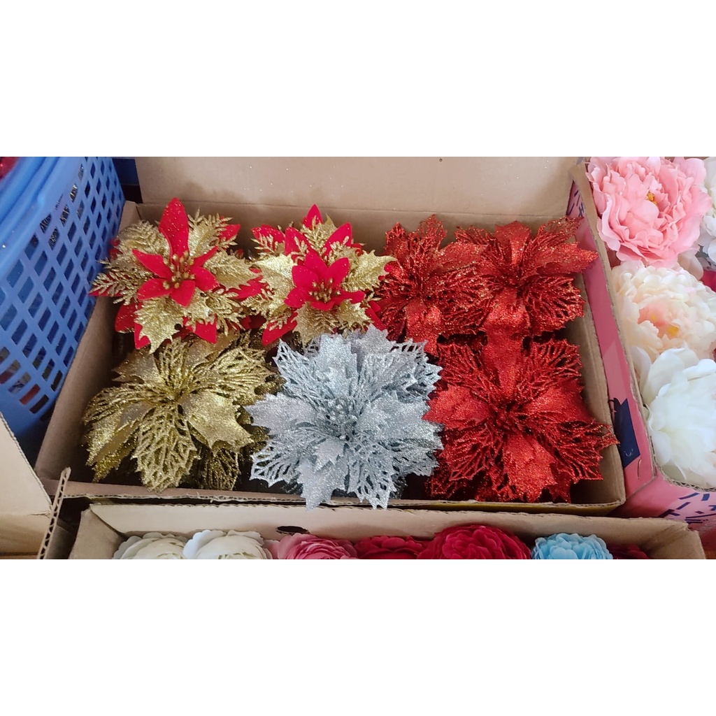 HOA , PHỤ KIỆN TRANG TRÍ TẾT(1 set gồm 2 cành. 3 hoa. 1 nến)