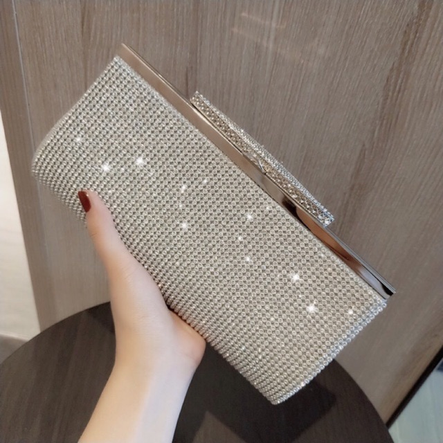 Clutch dự tiệc đính đá bản to sang trọng