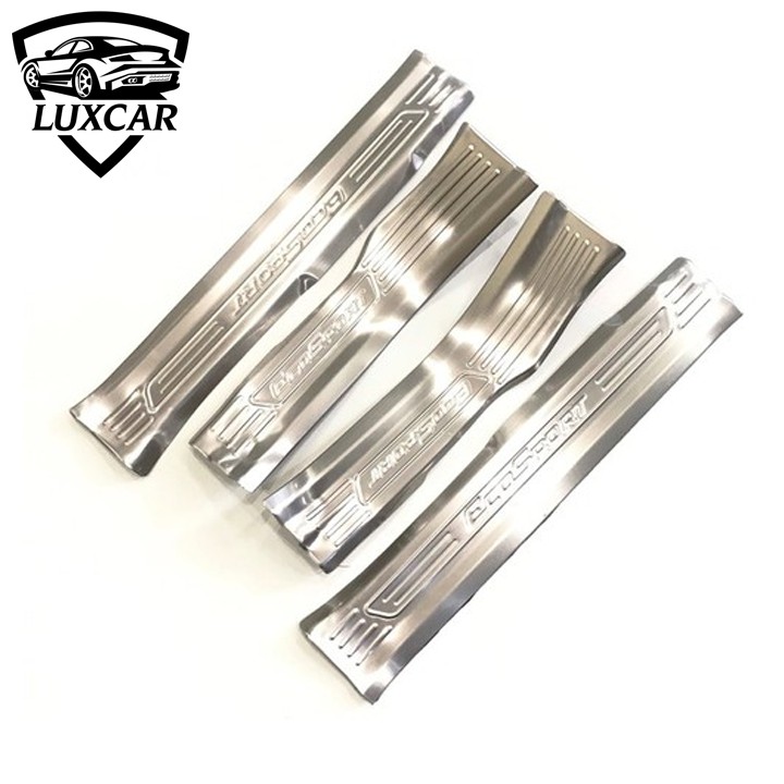 Ốp bậc cửa xe FORD ECOSPORT - Chất liệu INOX cao cấp LUXCAR đời xe 2016-2020