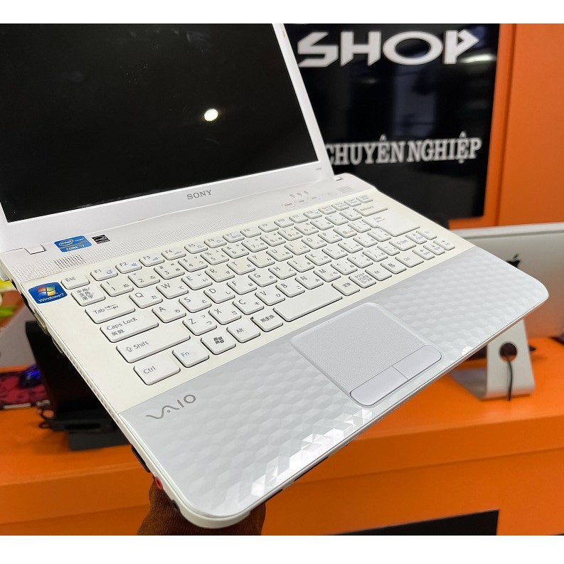 [ HÀNG SƯU TẦM ] Sony Vaio EG Core i7 2640M/ Ram 8Gb/ SSD 256Gb/ vỏ vân kim cương trắng ngọc trai . | BigBuy360 - bigbuy360.vn