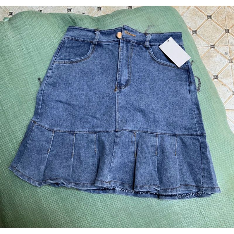 Chân váy jeans đuôi cá cao cấp siêu xinh | BigBuy360 - bigbuy360.vn